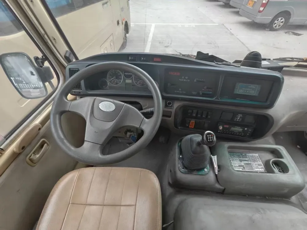 Higer 6m Used Diesel Bus
